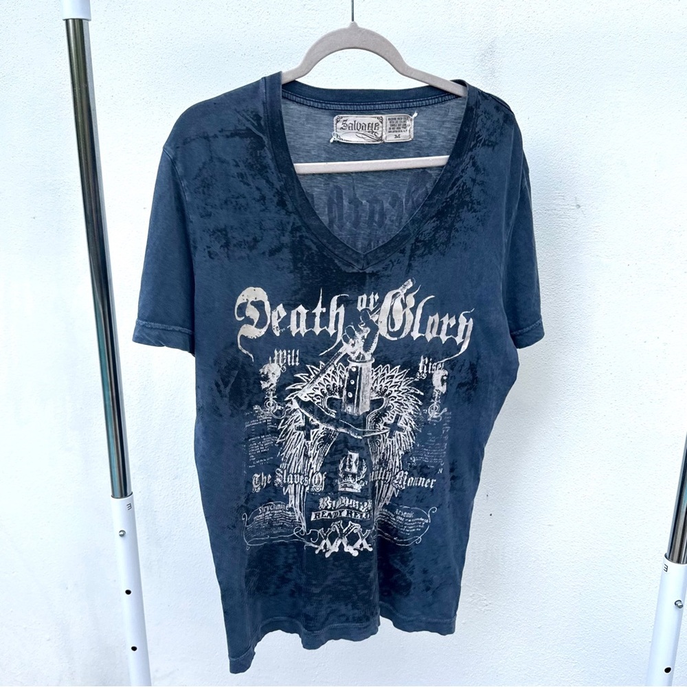 Salvage Rare Death or Glory Distressed Graphic T-shirt Size Medium
